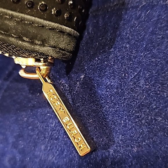 TORY BURCH DIAMOND STUDDED ZIP WALLET - Picture 3 of 8